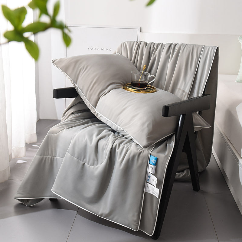 Rêve Rest Moisture-Regulating Comforter